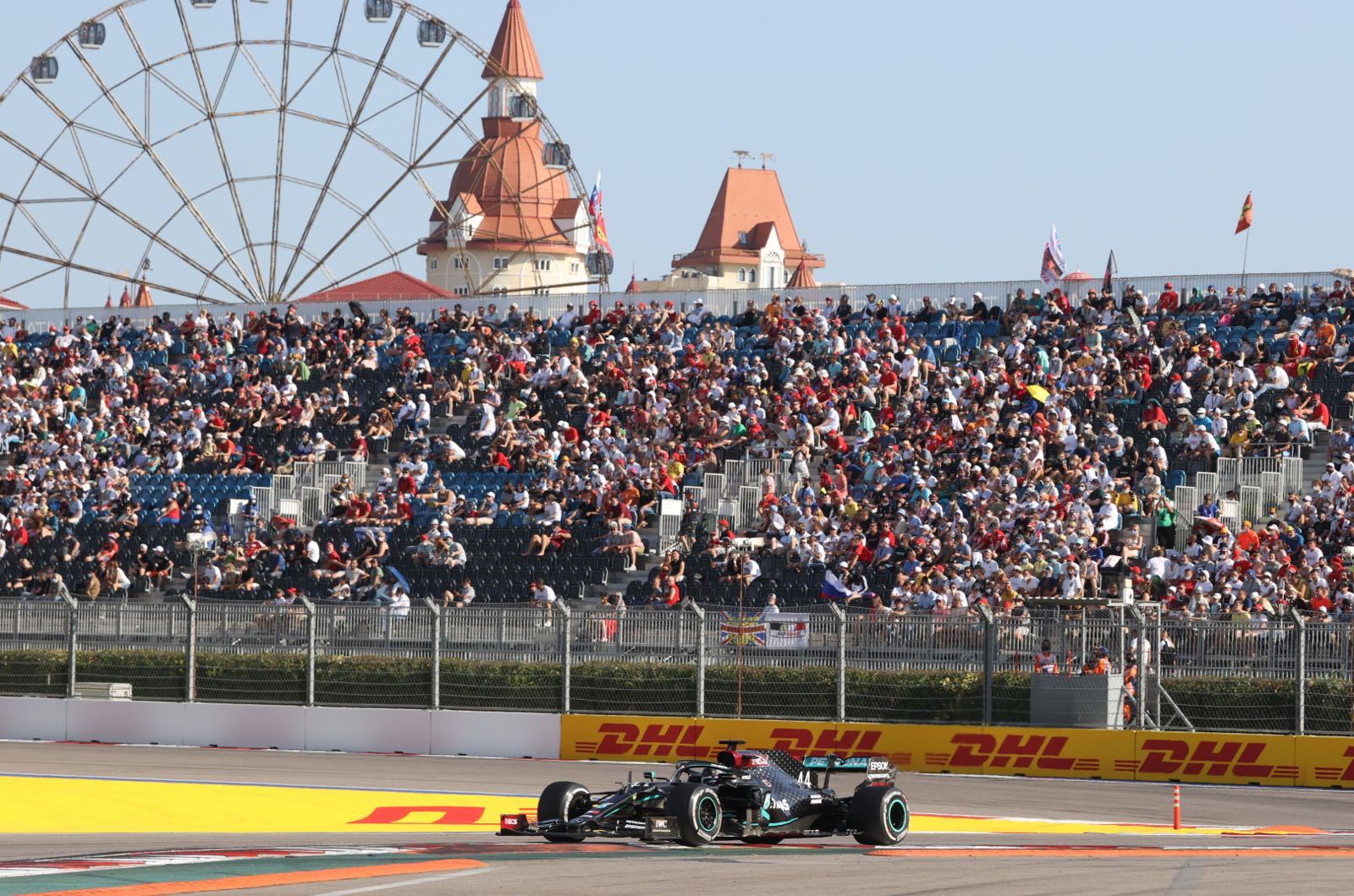 F1 CEO admits no guarantee full 2021 season can go ahead