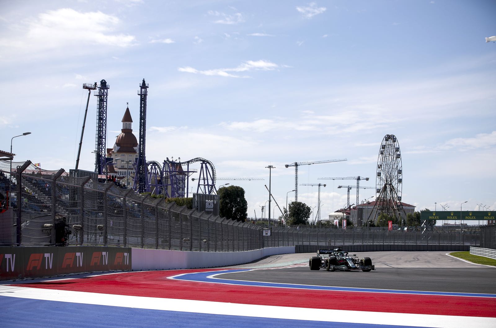 FIA lifts Russia restrictions, flags and anthems return