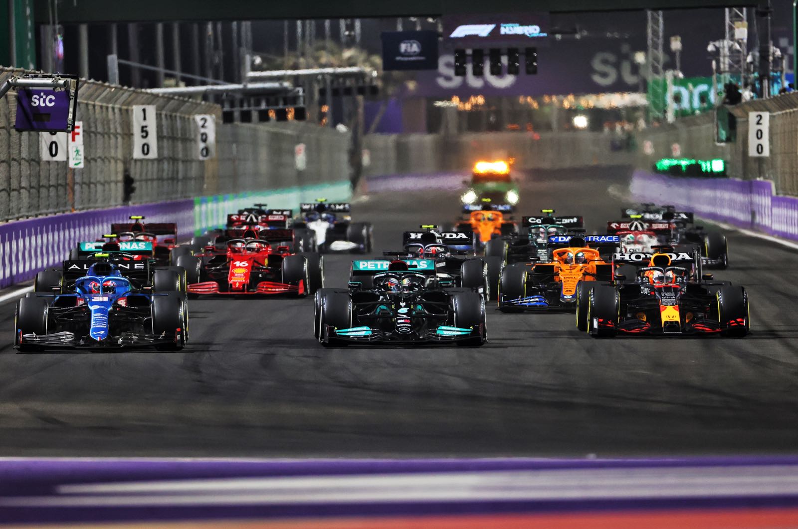 F1 steward says Abu Dhabi no different for officials