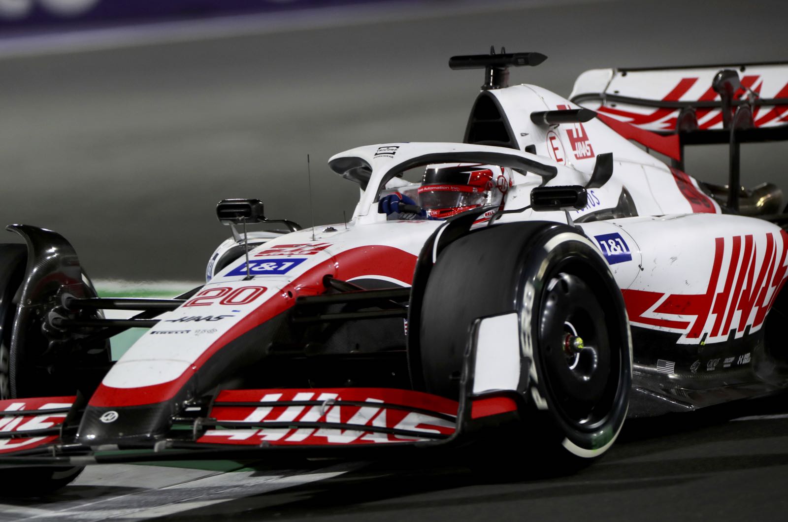 Magnussen pushed to physical limits in Jeddah