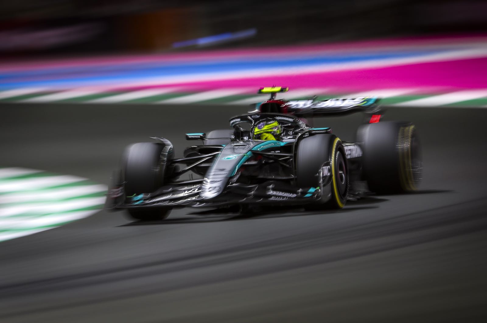 Mercedes bouncing is back for third consecutive season