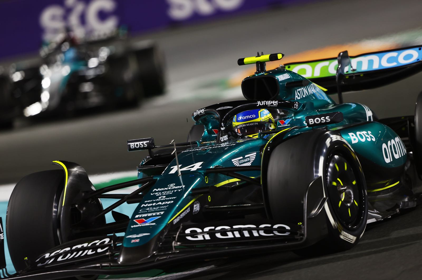 Alonso to remain master of destiny for next F1 move