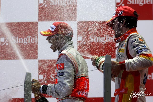 Race Notes - Hamilton wins Singapore GP