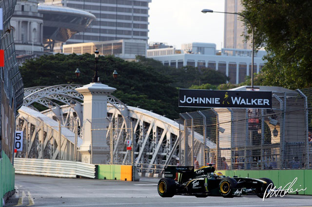 Fernandes claims Team Lotus moniker