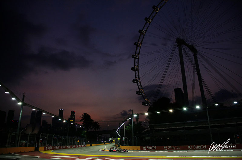 Practice 1 Report - Hamilton tops first Singapore session