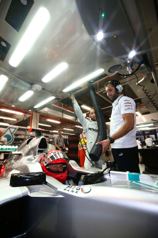 Schumacher gets 10 place Suzuka penalty