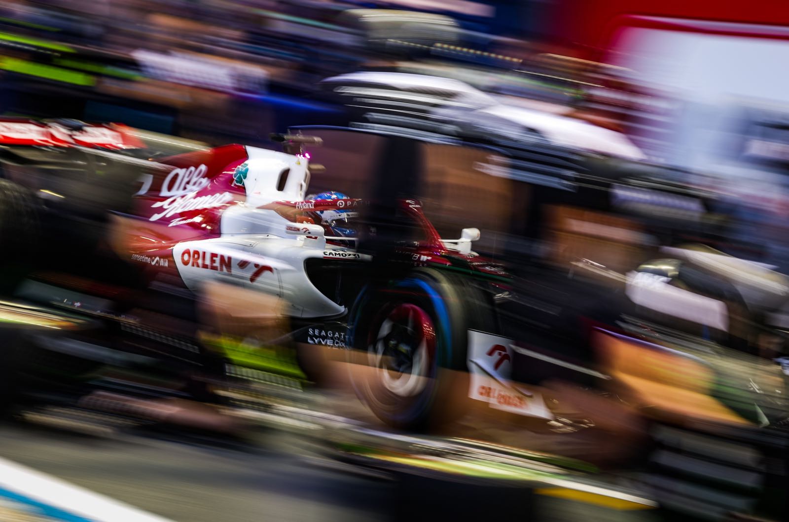Alfa Romeo not ruling out staying in F1