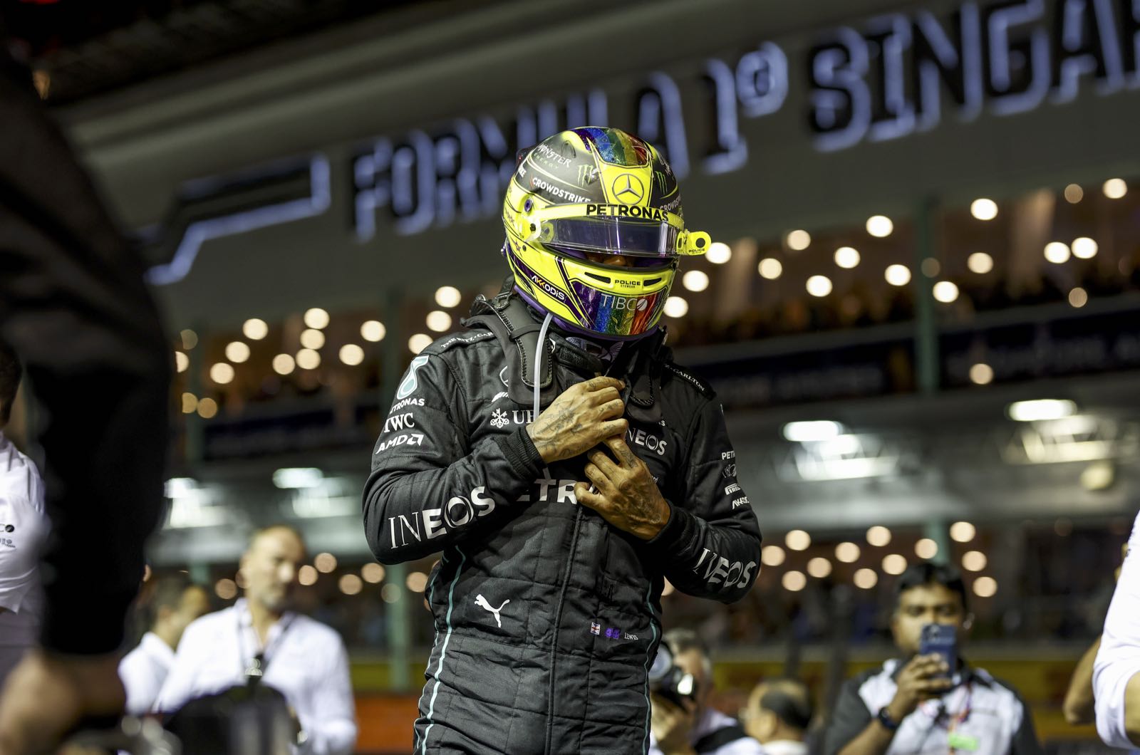 Wolff eyes new five-year Hamilton contract