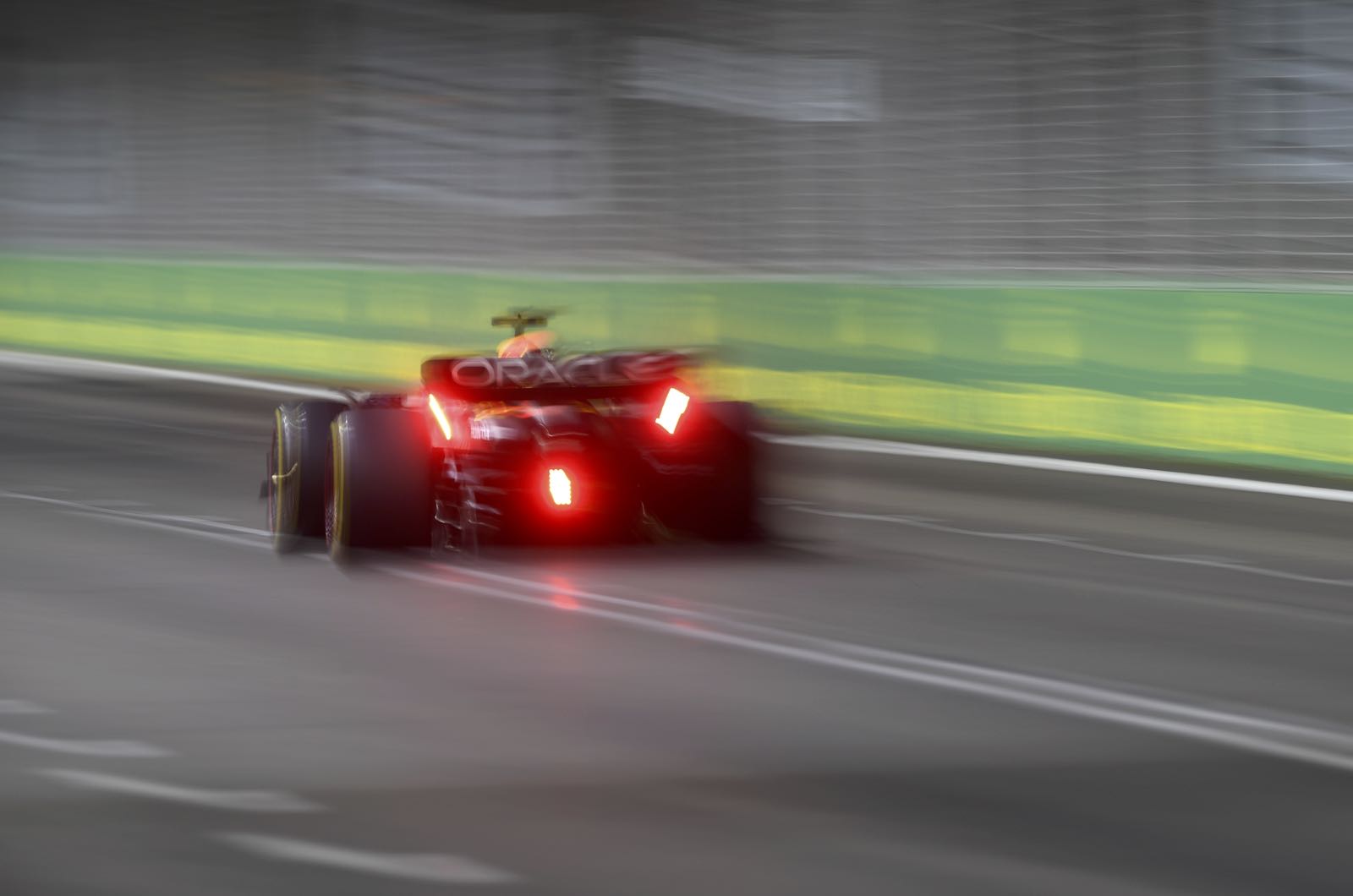 Red Bull not suddenly in crisis says Sainz