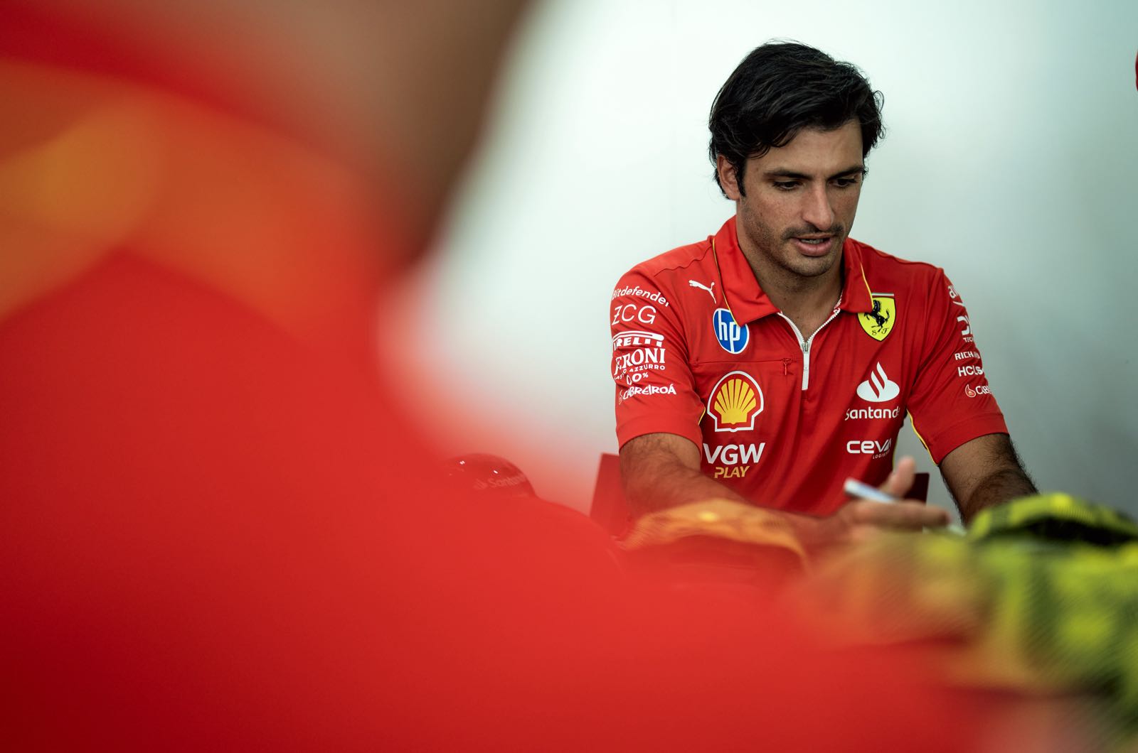 Alpine door open for Sainz in 2026 says Briatore