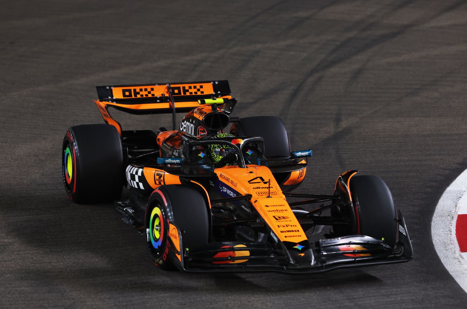 Thursday Report - Norris leads disrupted second practice in Vegas
