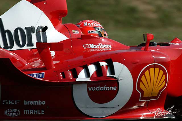 Qualifying Report - Ferrari front row