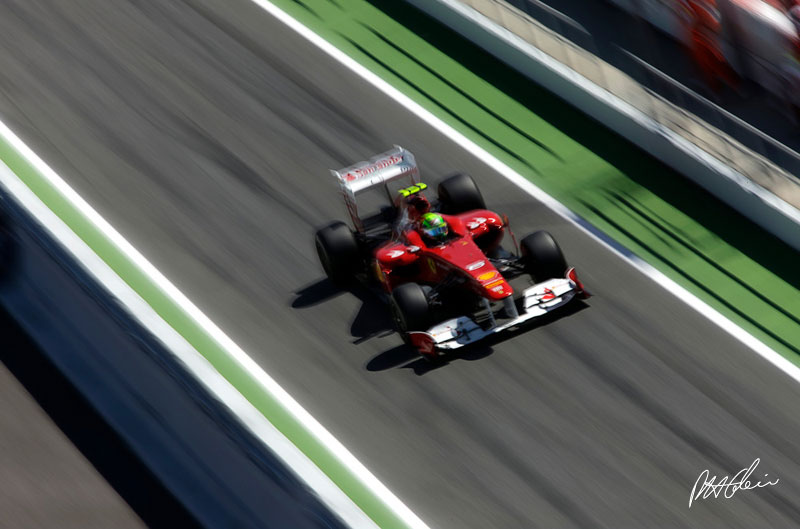 FIA investigates Ferrari rear wing