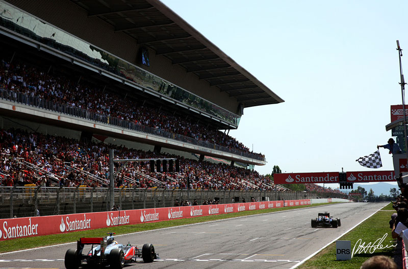 Race Notes - Vettel takes close win over Hamilton