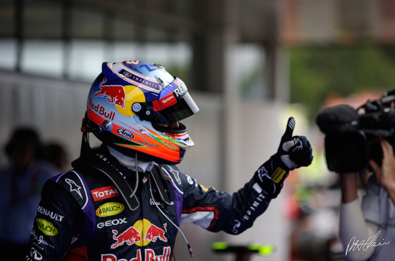 Ricciardo to stay at Red Bull in 2015