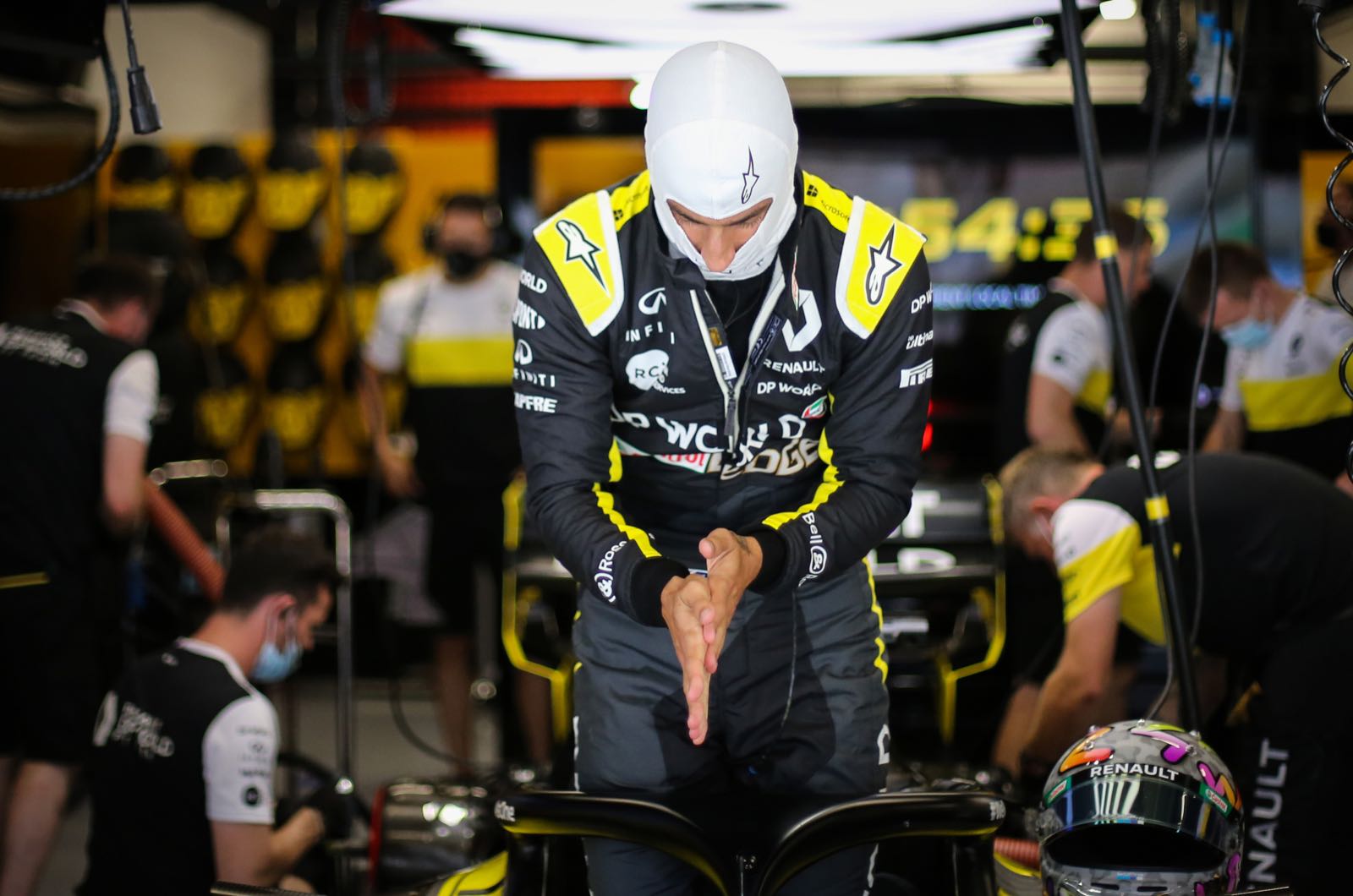 Marko not ruling out Ricciardo return