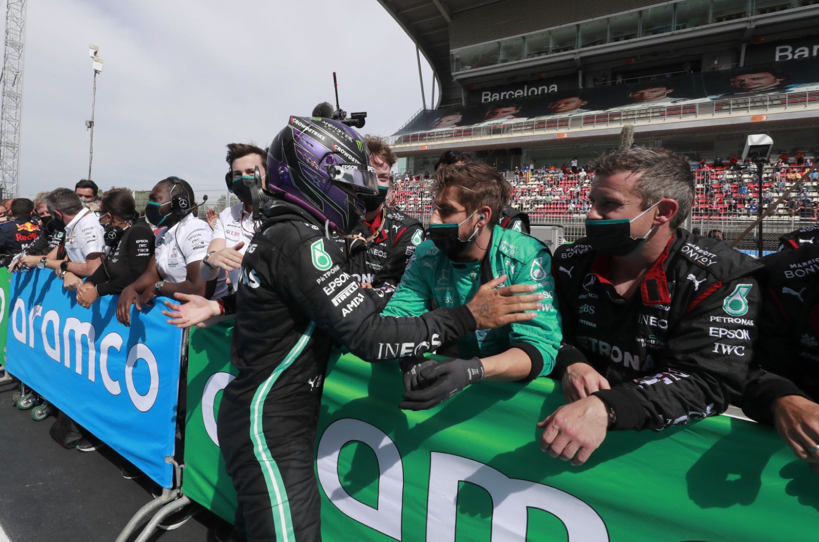Race Notes - Hamilton wins battle with Verstappen