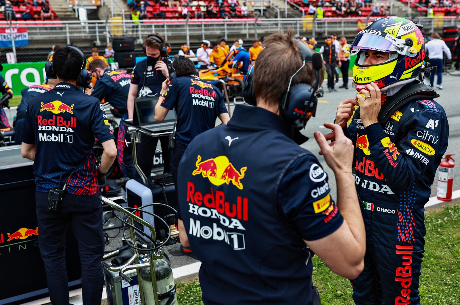 Pressure builds on Perez to support Verstappen