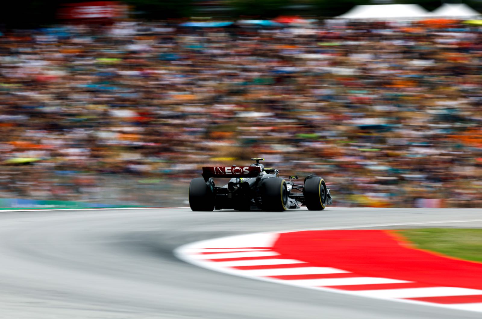 Friday Report - Mercedes tops timesheet