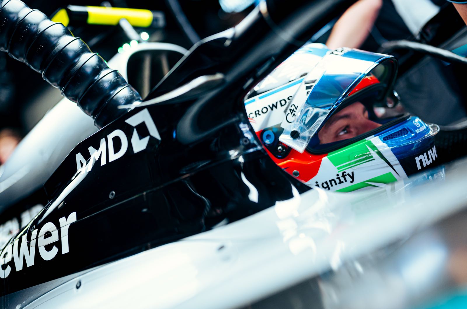 Mercedes to share Adidas sponsorship with Audi