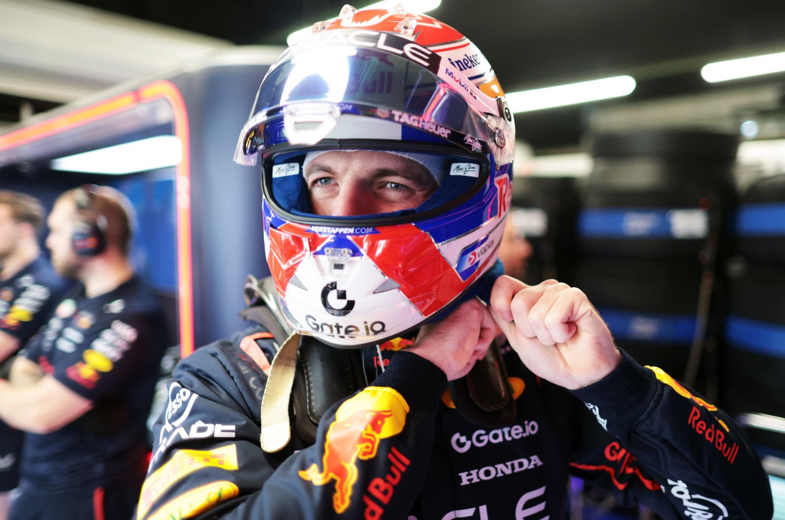 Verstappen clearly staying at Red Bull says Coronel
