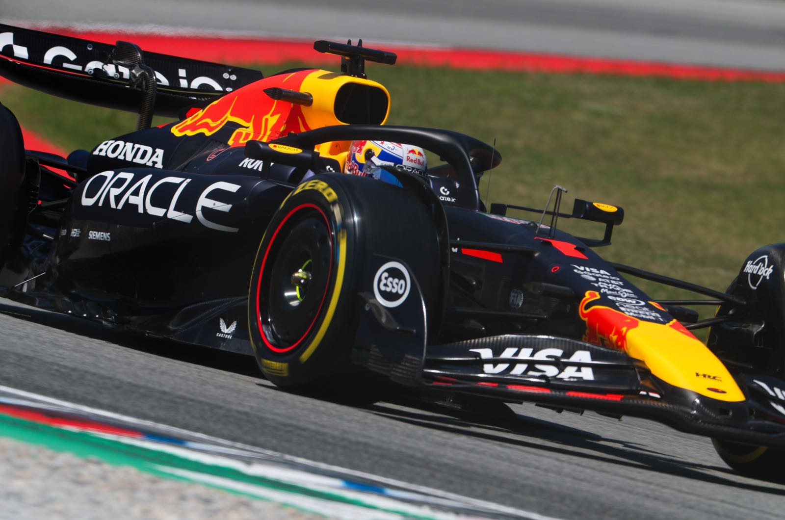 Verstappen slowly giving up on 2025 title says Marko