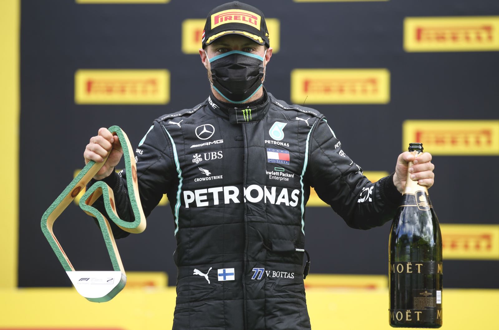 Black suit not reason for Bottas was hot says Wolff