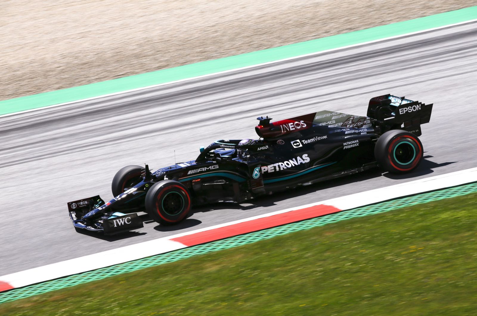Great to see Mercedes under big pressure says Wurz