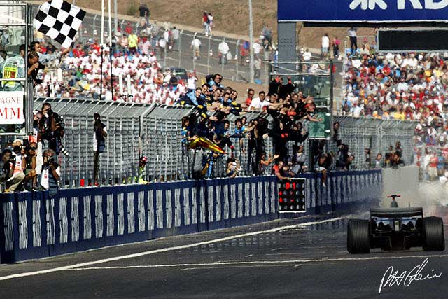 Race Notes - Raikkonen wins first Turkish GP