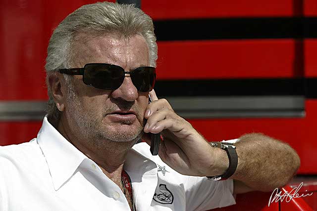 Manager says Schumacher's wife deleted me