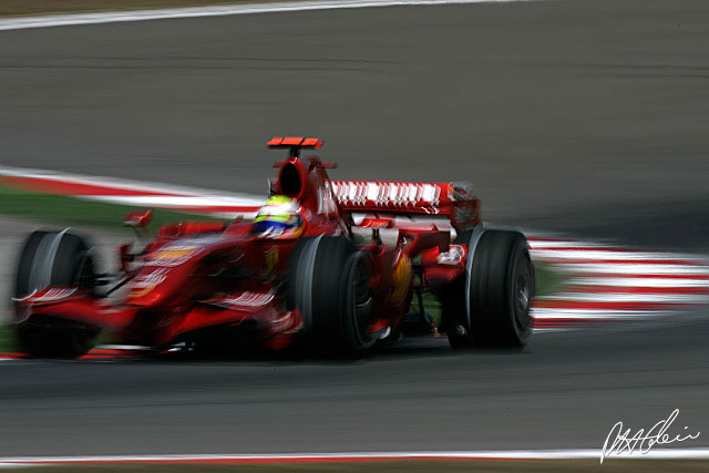 Qualifying Report - Massa goes ahead