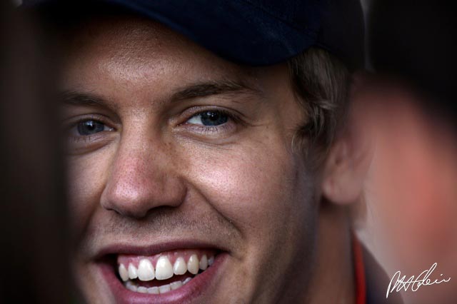Qualifying Report - Vettel leads the way