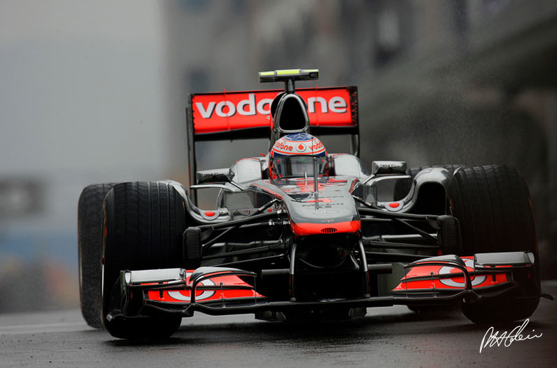 Practice 2 Report - Button quickest in dry Istanbul second session