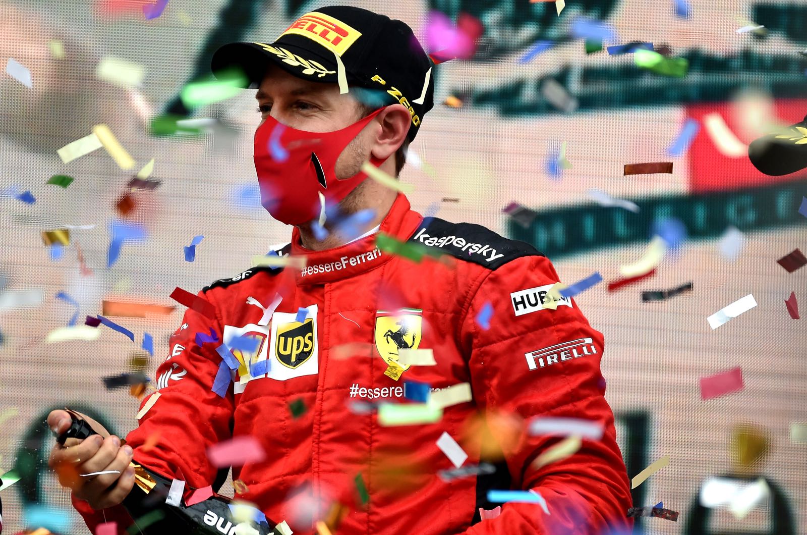 Vettel can be a hero again in F1 says Rosberg