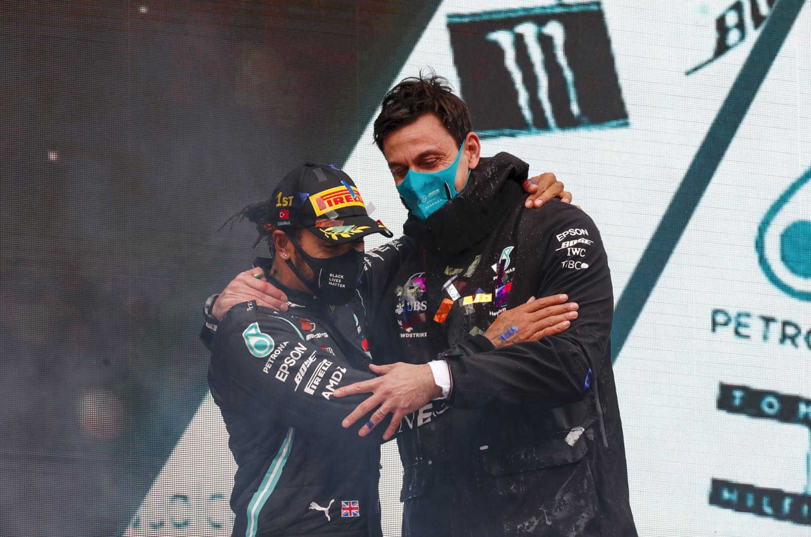 Wolff tips Hamilton to race into 2022