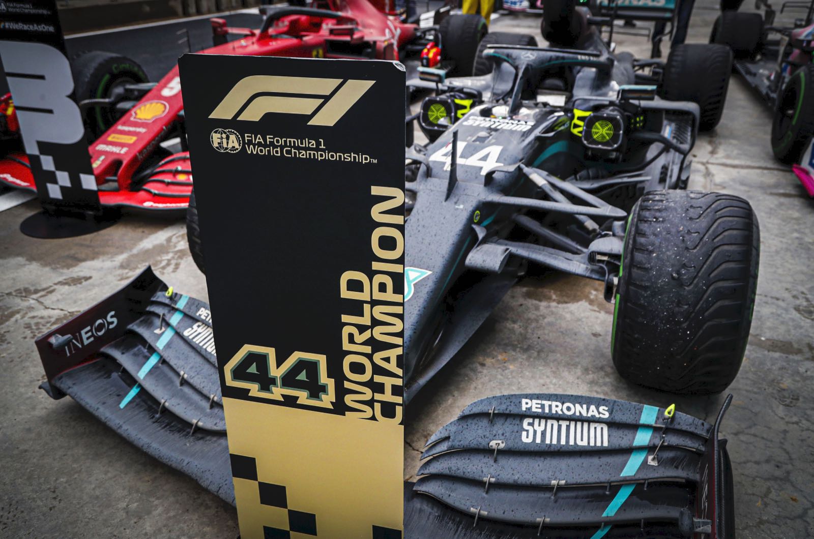 Hamilton better than Schumacher says Barrichello