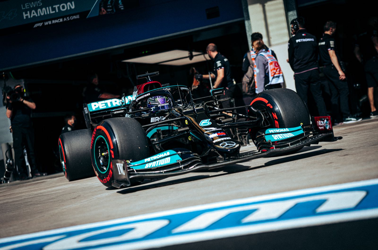 Mercedes could get new Saudi title sponsor
