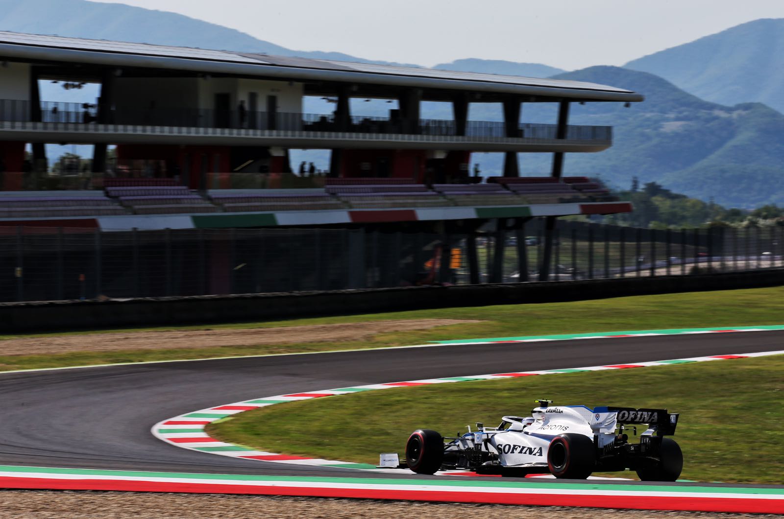 F1 putting corona era in the past