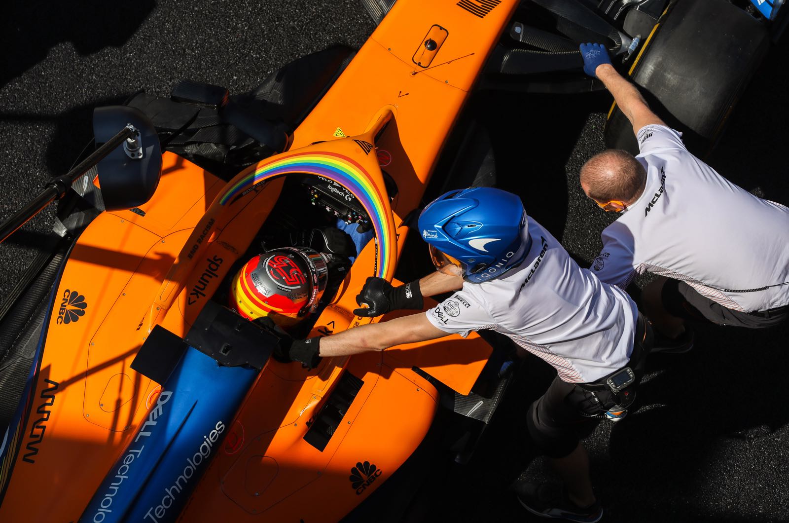 Richest team will always win in current F1 says Sainz