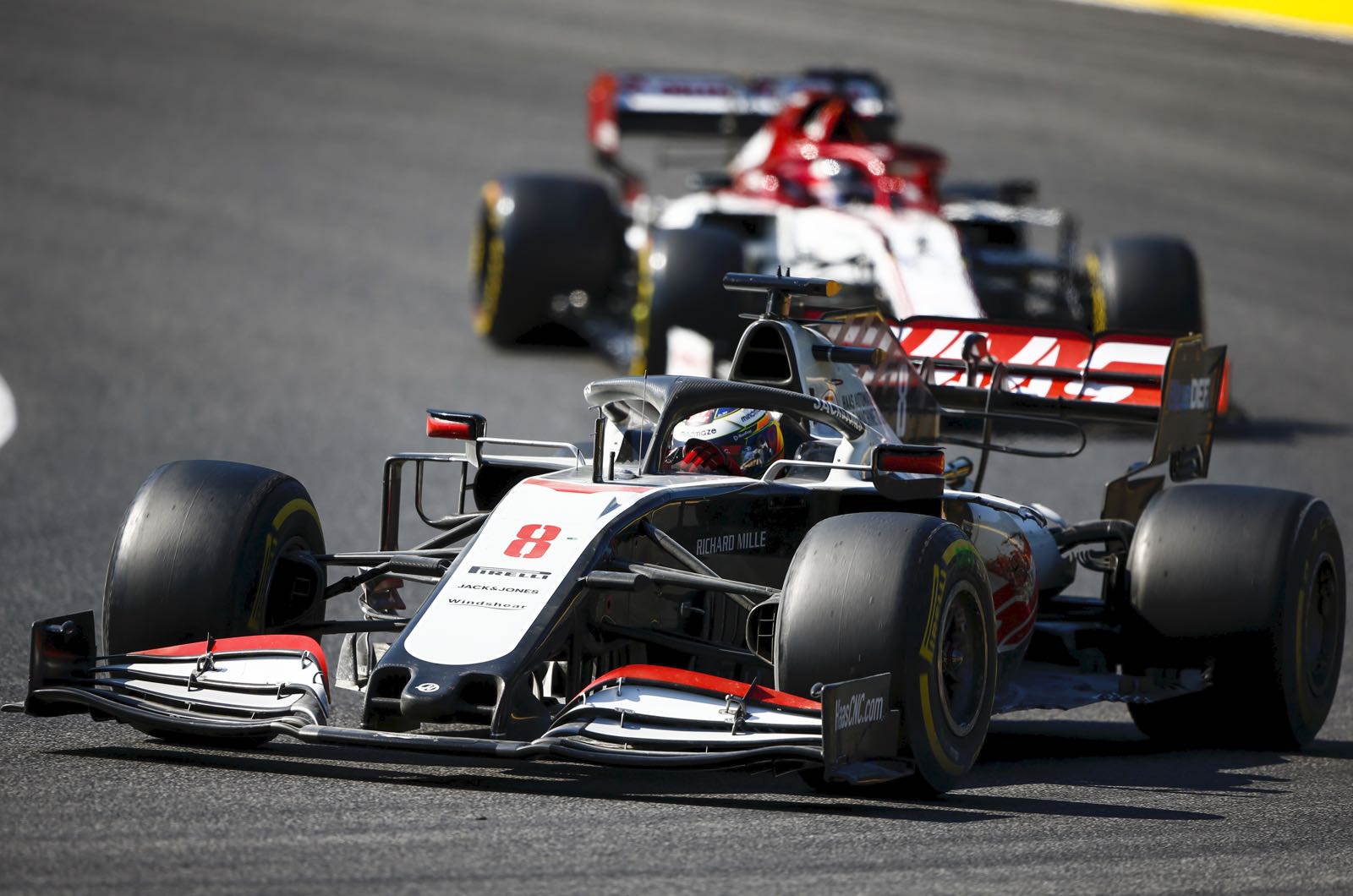 Haas boss plays down Renault switch rumours