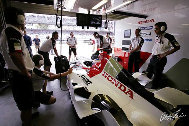 BAR and Honda extend partnership