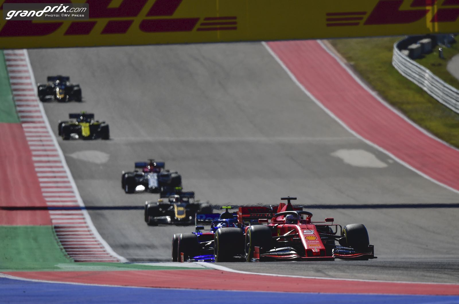 Ferrari hits back at cheating accusation