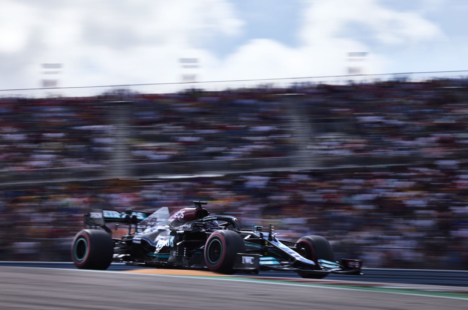 Mercedes F1 rivals always lose says Alonso