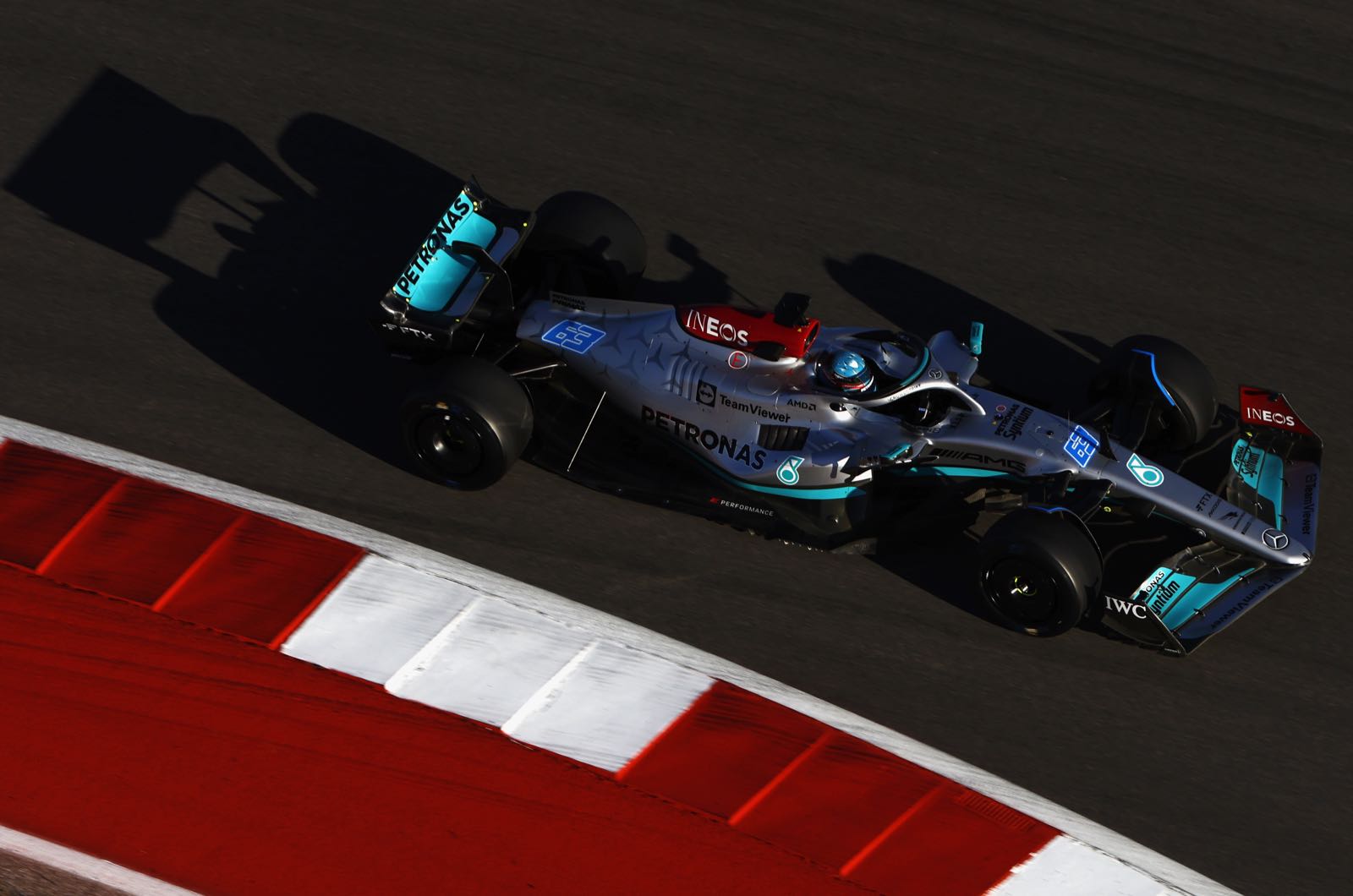 Mercedes to use controversial wing in Mexico