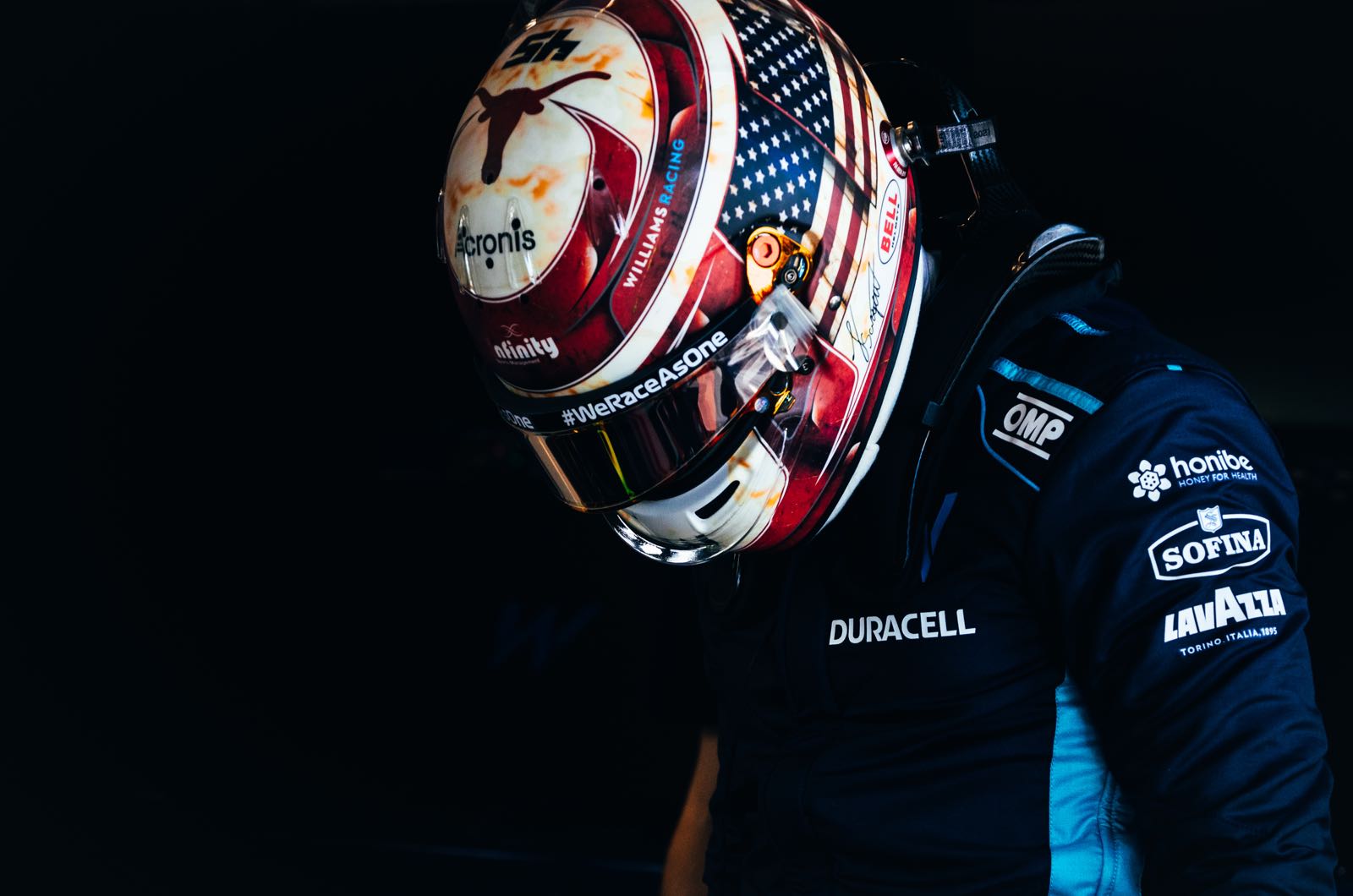 Haas boss to keep eye on Logan Sargeant