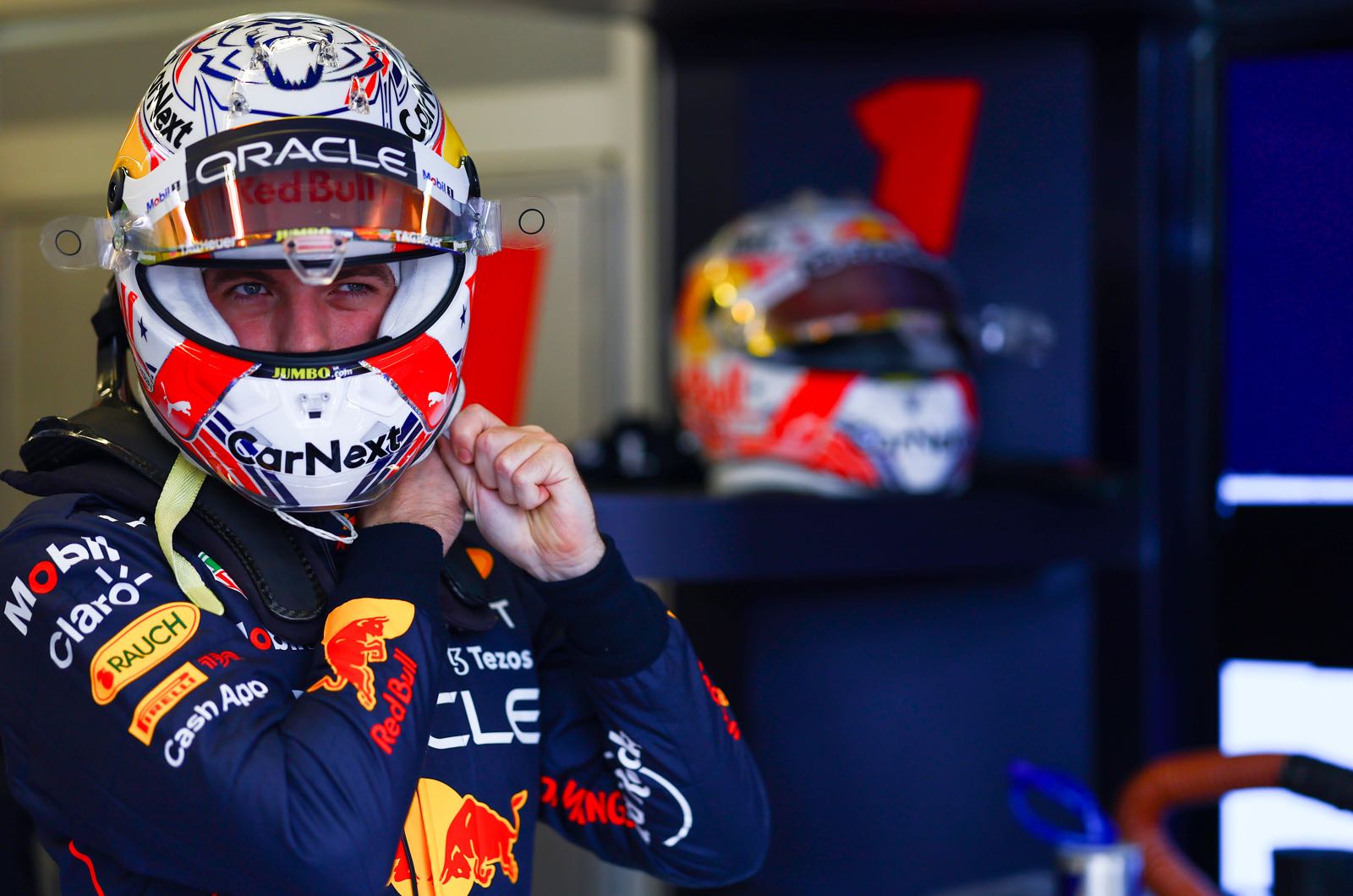 Verstappen signs multi-million dollar deal