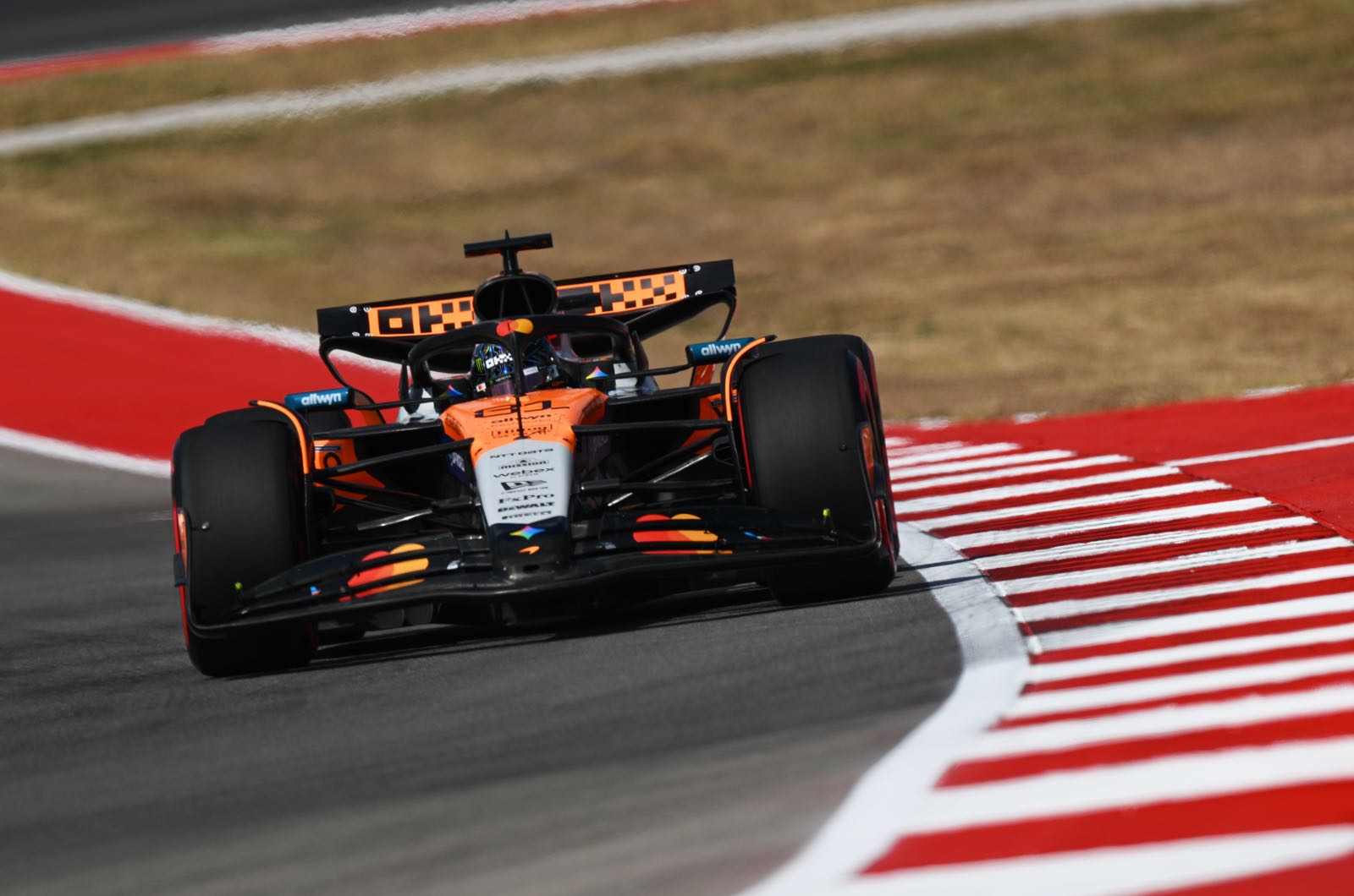 Nervous McLaren can no longer win the easy way