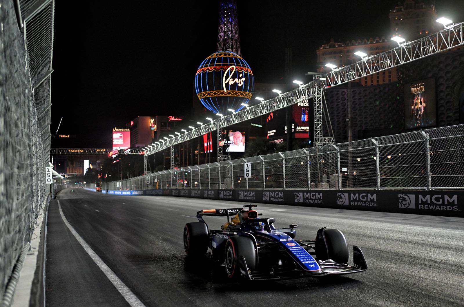 Williams could be down to one car in Qatar, Abu Dhabi
