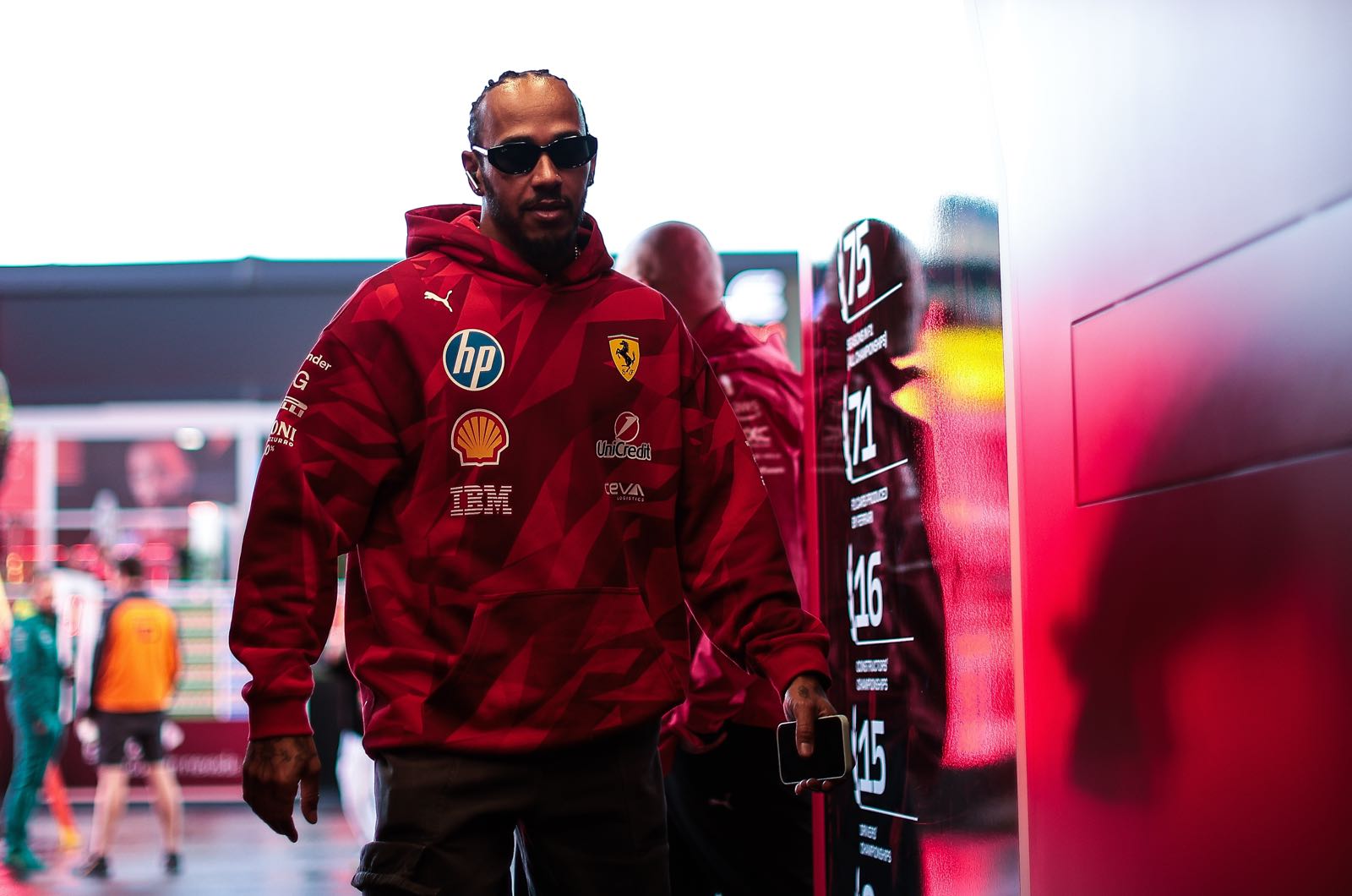 Ferrari scraps Hamilton-linked F44 project amid tension